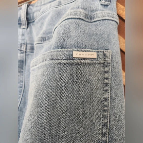 Joseph Ribkoff - Culotte Jeans With Embellished Front Seam Size 8 - Picture 11 of 16